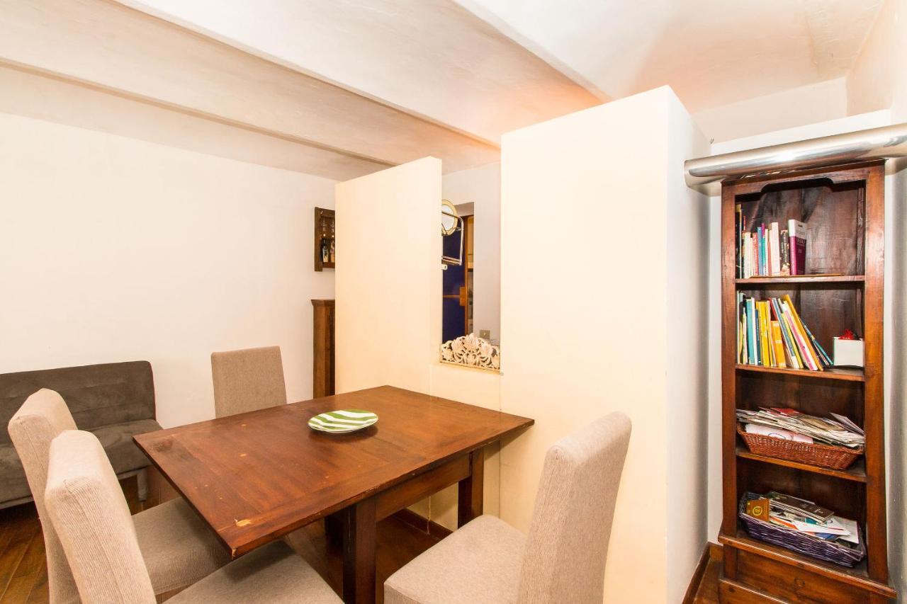 La Casa Dei Cantautori Apartment *