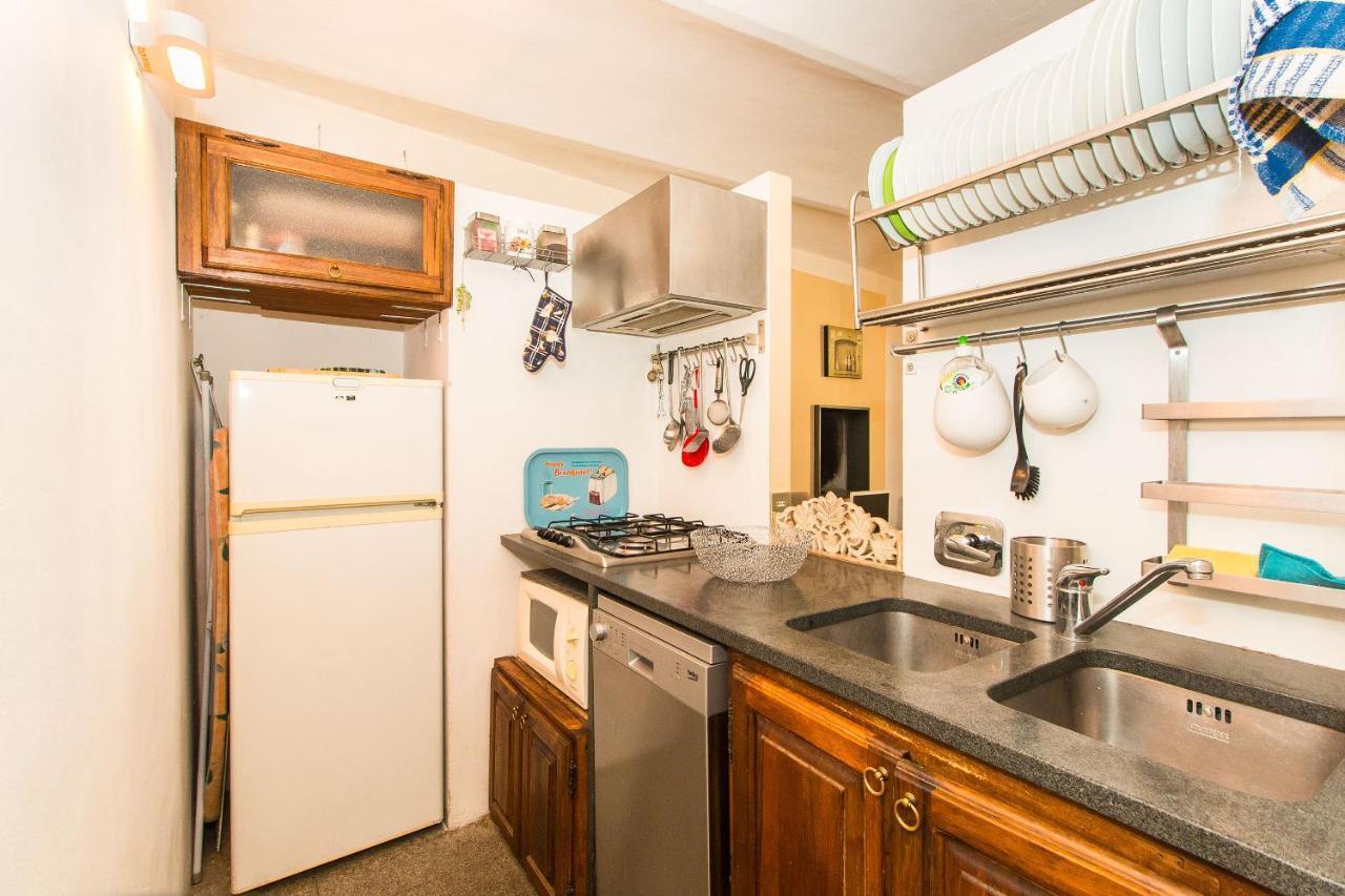 La Casa Dei Cantautori Apartamento *